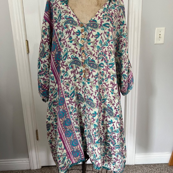 Kantha Bae Tops - NEW Kantha Bae Hooded Tunic- Fully reversible